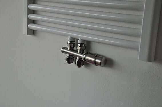 Onderblok Radiator Aansluitset Wiesbaden 16x2,0 +15 Compressie Recht Middenaansluiting Geborsteld Staal (RVS Look) Secundaire afbeelding