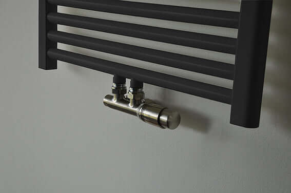 Onderblok Radiator Aansluitset Wiesbaden 16x2,0 +15 Compressie Haakse Aansluiting Geborsteld Staal (RVS Look) Hoofdafbeelding